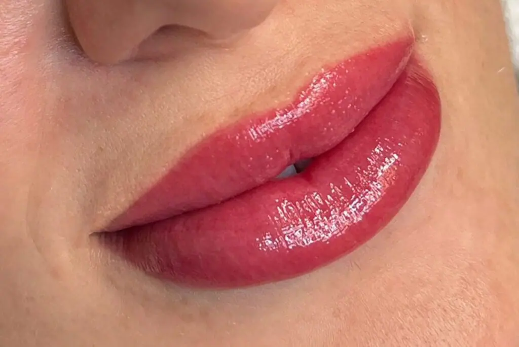 Permanent Lip Blushing Treatment in Dubai